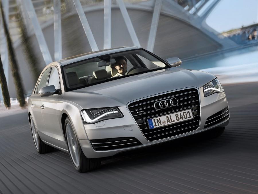  Audi A8 L TFSI Quattro (D4) 2010 года  (WW) (фото 9 из 25)